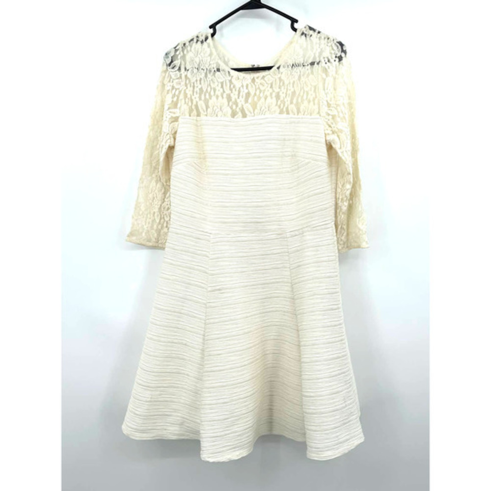 Taylor Size 10 White 3/4 sleeve a line dress